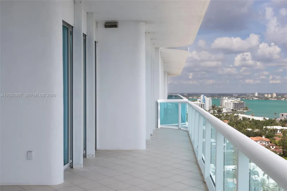10101 Collins Ave #18C + CABANA Bal Harbour, FL 33154