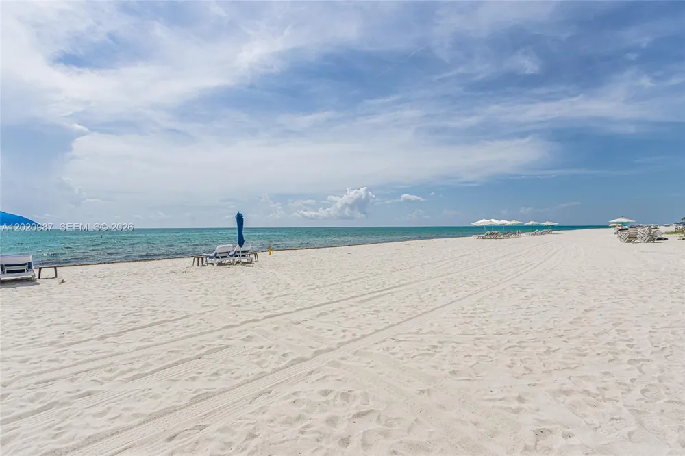 10101 Collins Ave #18C + CABANA Bal Harbour, FL 33154