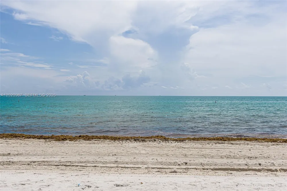 10101 Collins Ave #18C + CABANA Bal Harbour, FL 33154