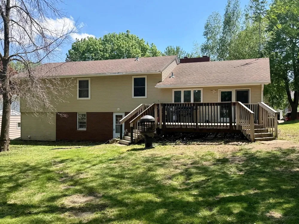 406 Olander Street Worthington, MN 56187