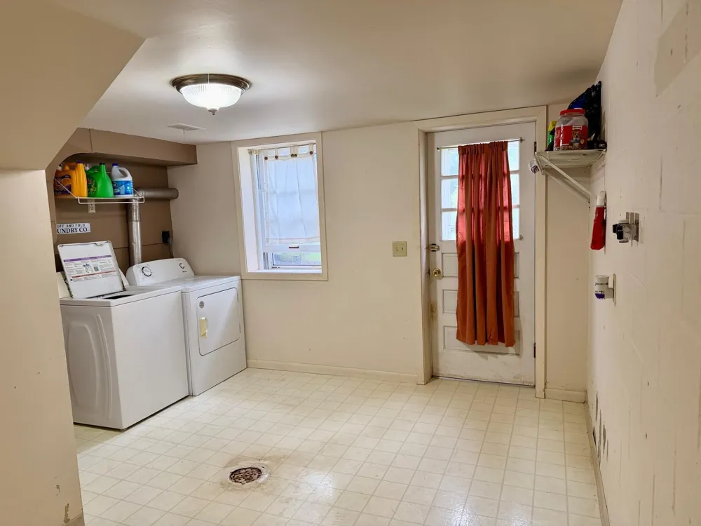 406 Olander Street Worthington, MN 56187