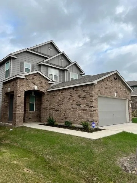 6420 Carriage Pines Drive