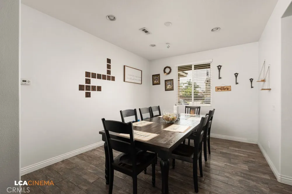 15425 QUINTERO Bakersfield, CA 93314