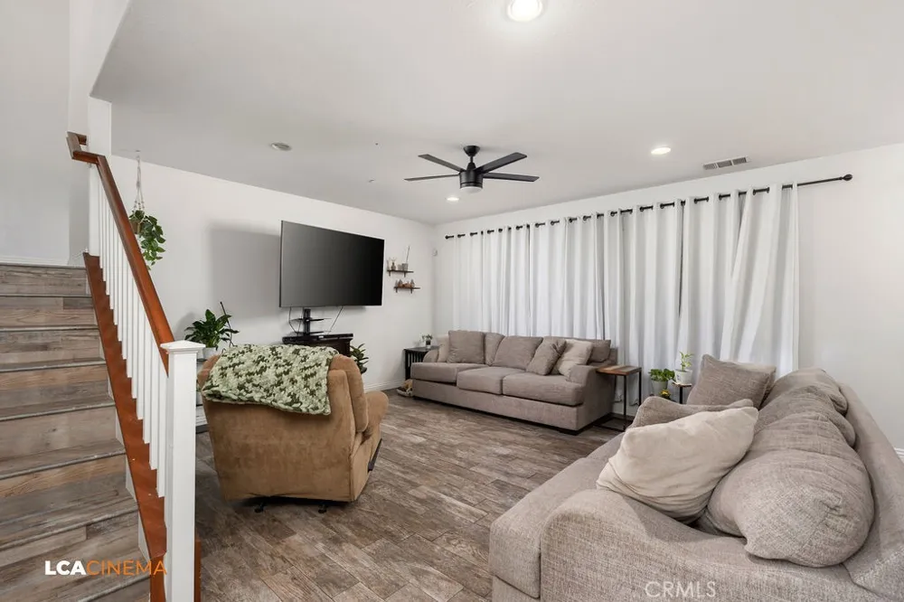 15425 QUINTERO Bakersfield, CA 93314