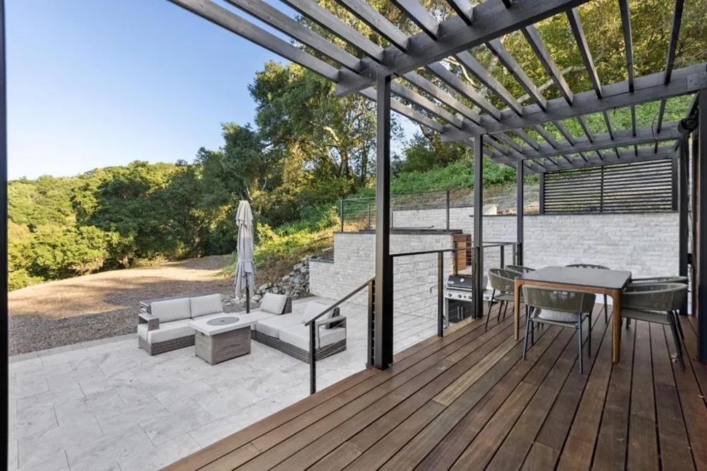 19751 Hicks Road Los Gatos, CA 95032