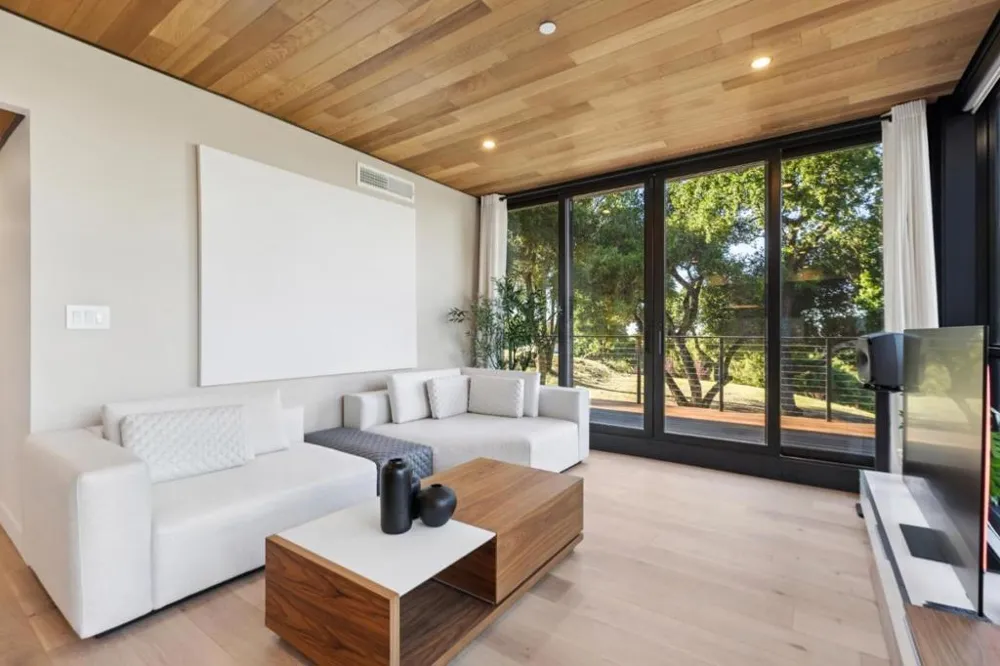 19751 Hicks Road Los Gatos, CA 95032