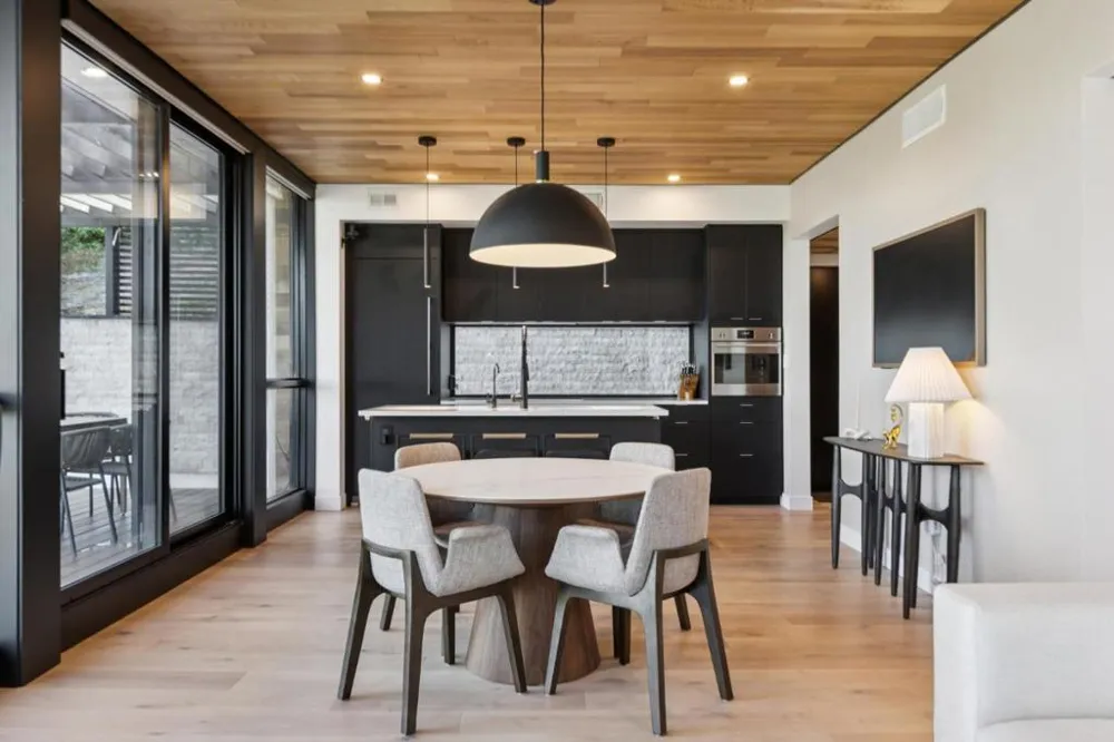19751 Hicks Road Los Gatos, CA 95032
