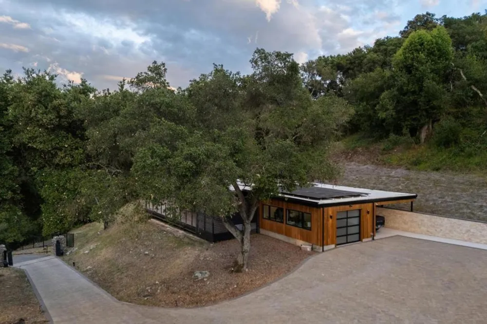 19751 Hicks Road Los Gatos, CA 95032
