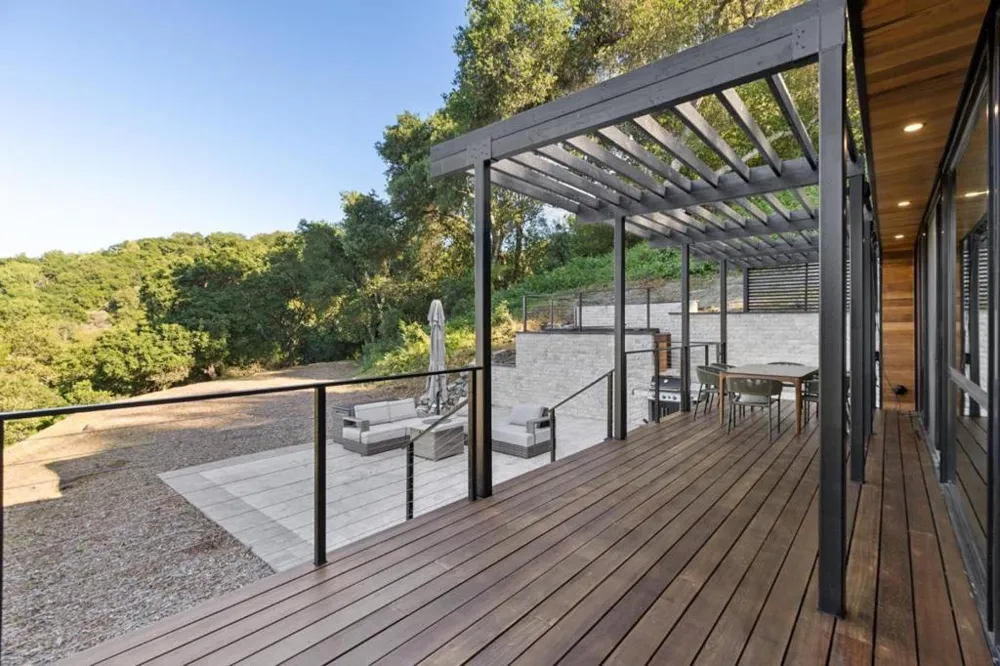 19751 Hicks Road Los Gatos, CA 95032
