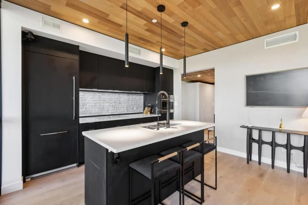 19751 Hicks Road Los Gatos, CA 95032