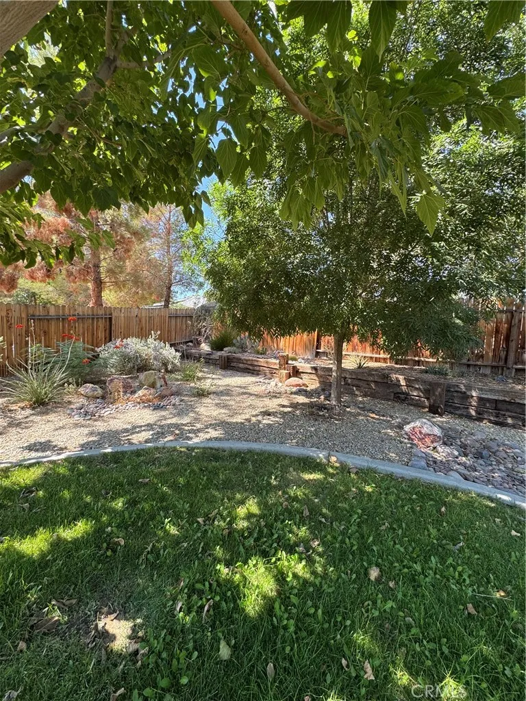 209 Kimberly Ridgecrest, CA 93555