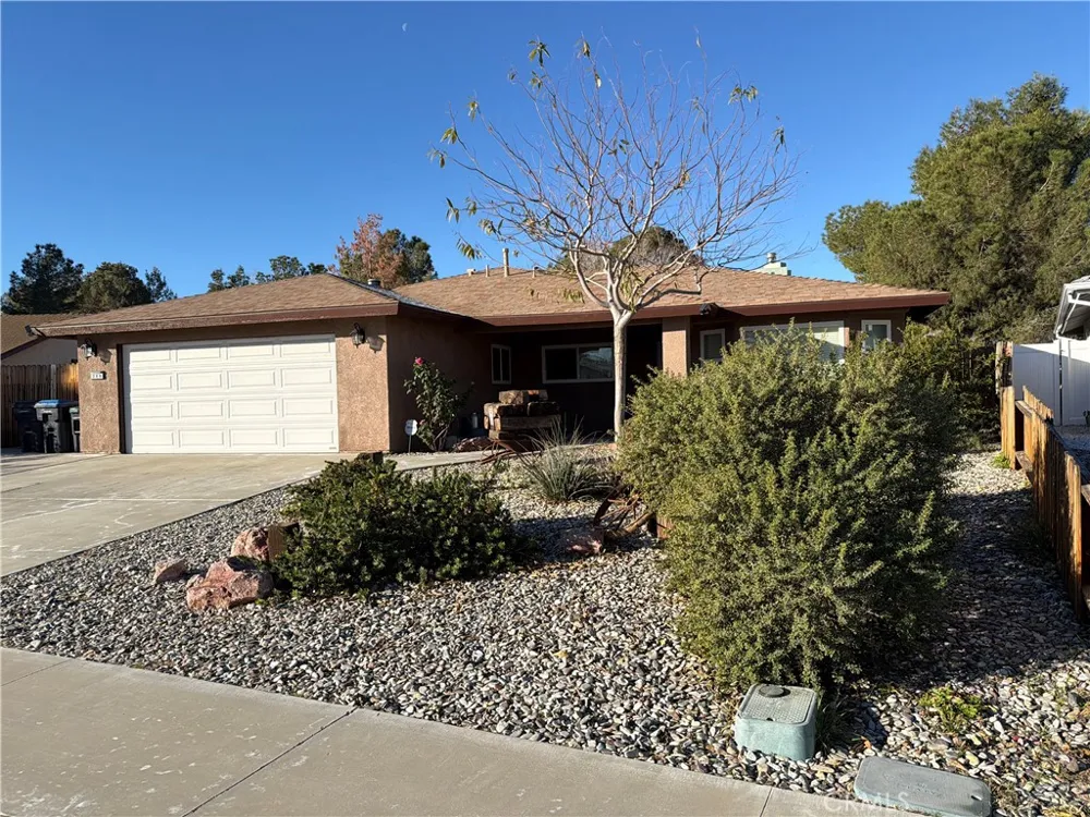 209 Kimberly Ridgecrest, CA 93555