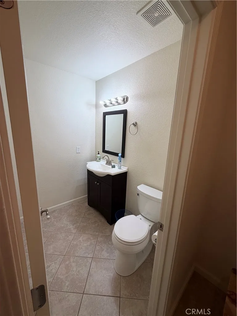 209 Kimberly Ridgecrest, CA 93555