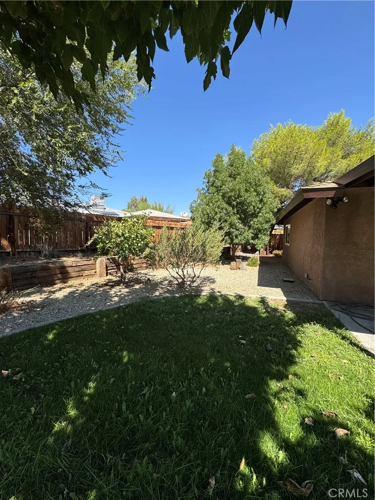 209 Kimberly Ridgecrest, CA 93555