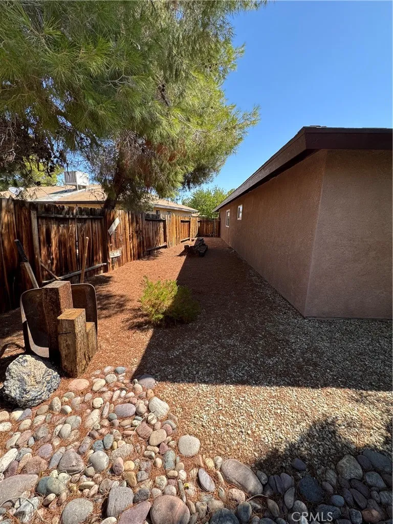 209 Kimberly Ridgecrest, CA 93555