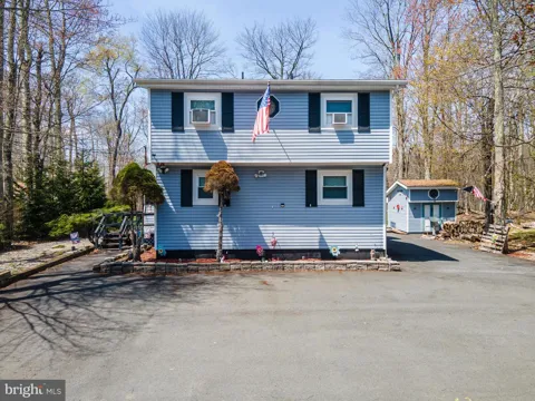 945 COUNTRY PLACE DRIVE