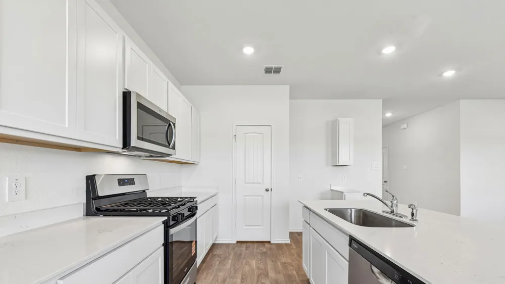 210 Salkeld Drive Uhland, TX 78640