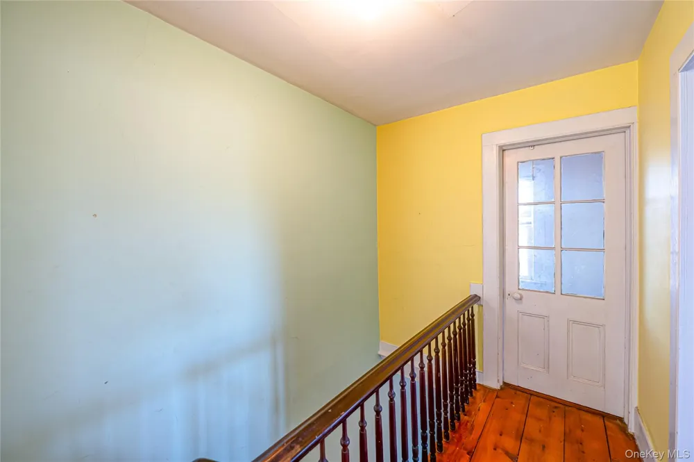 179 G Springville Road Hampton Bays, NY 11946