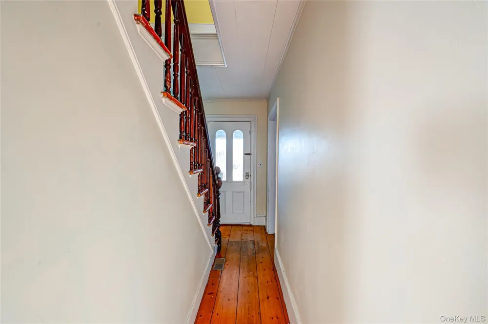 179 G Springville Road Hampton Bays, NY 11946