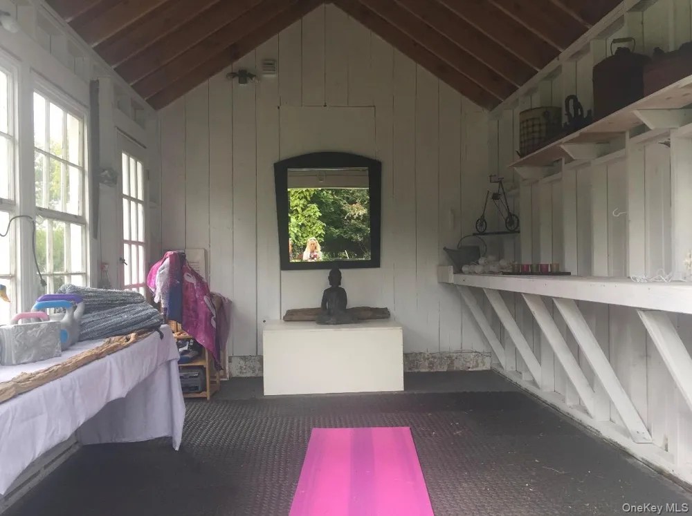 179 G Springville Road Hampton Bays, NY 11946