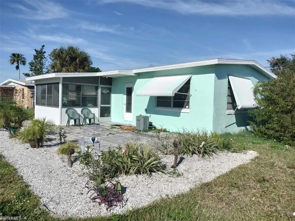 22147 Catherine Avenue Port Charlotte, FL 33952