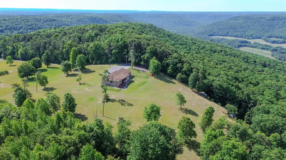 641 County Road 331 Bryant, AL 35958