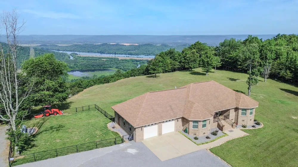 641 County Road 331 Bryant, AL 35958