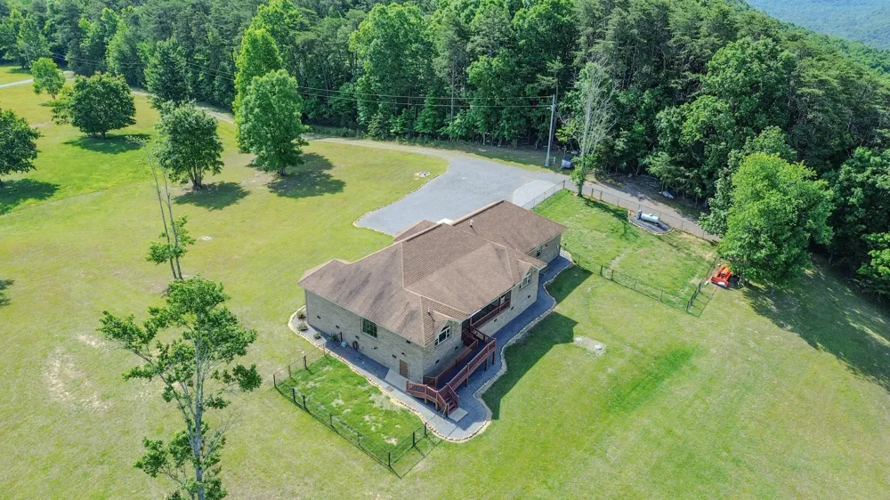 641 County Road 331 Bryant, AL 35958