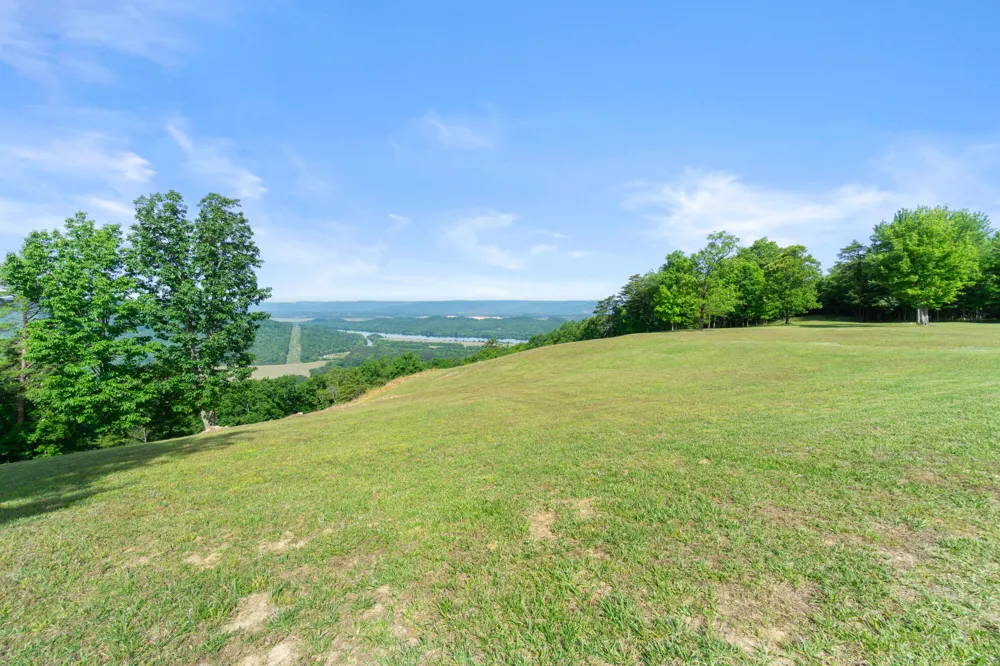 641 County Road 331 Bryant, AL 35958
