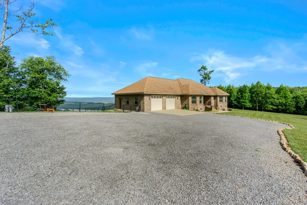 641 County Road 331 Bryant, AL 35958