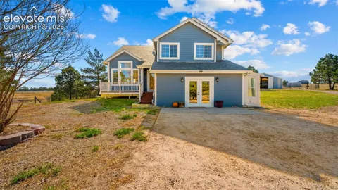 1724 Kiowa Trail