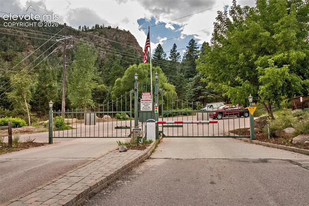 266 Aspen Ridge Road Manitou Springs, CO 80829