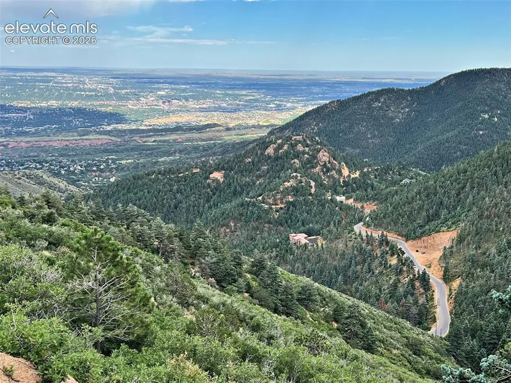 266 Aspen Ridge Road Manitou Springs, CO 80829
