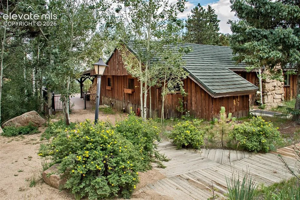 266 Aspen Ridge Road Manitou Springs, CO 80829