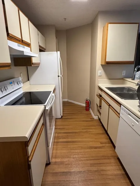 956 SALT POND PLACE #304