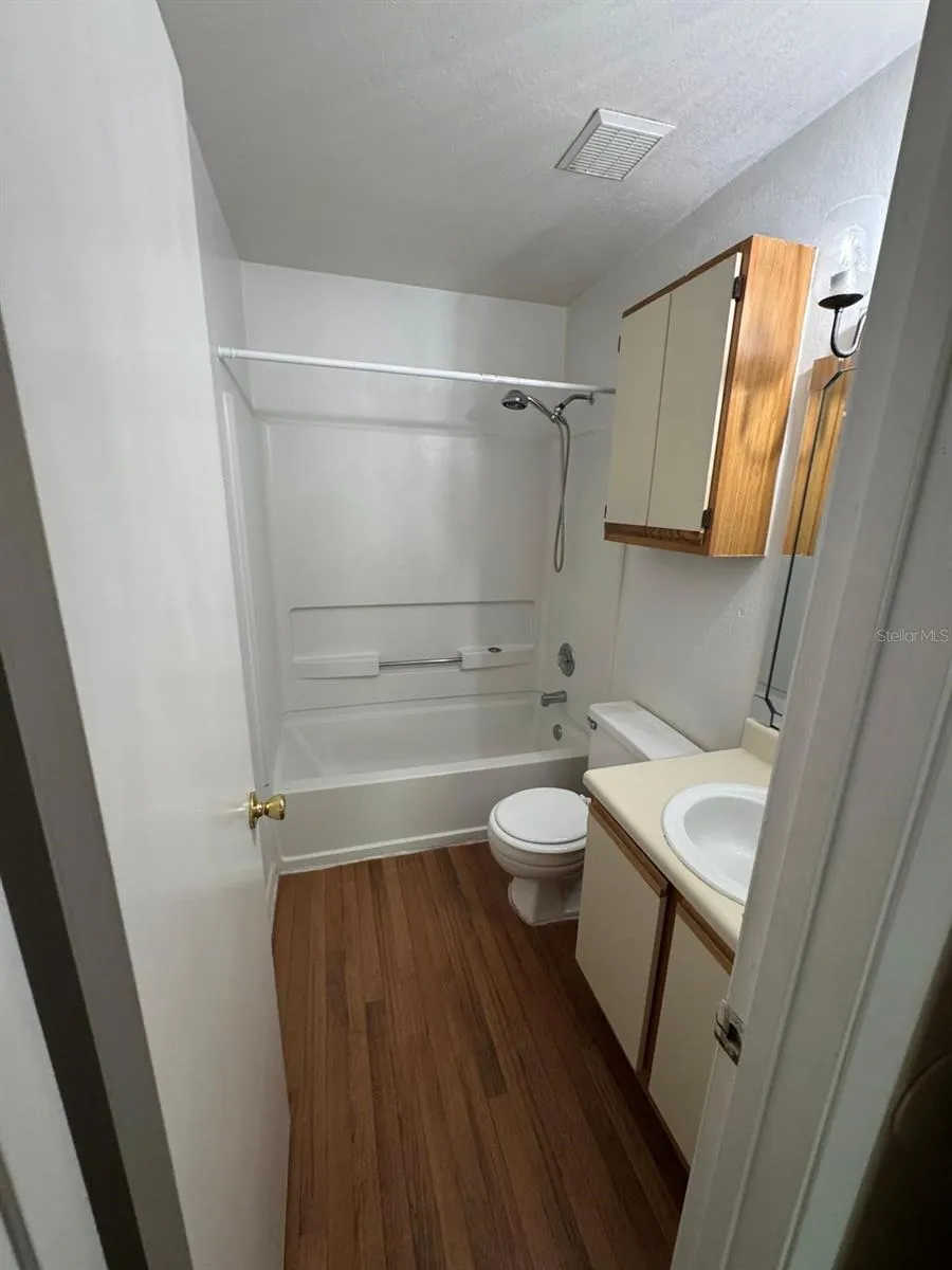 956 SALT POND PLACE #304 Altamonte Springs, FL 32714