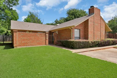 935 Cedarland Boulevard
