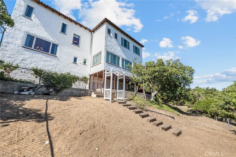 3076 Turnbull Canyon Hacienda Heights, CA 91745
