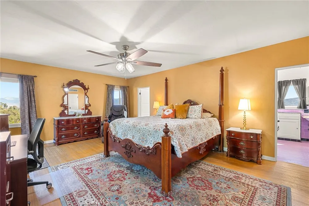 3076 Turnbull Canyon Hacienda Heights, CA 91745