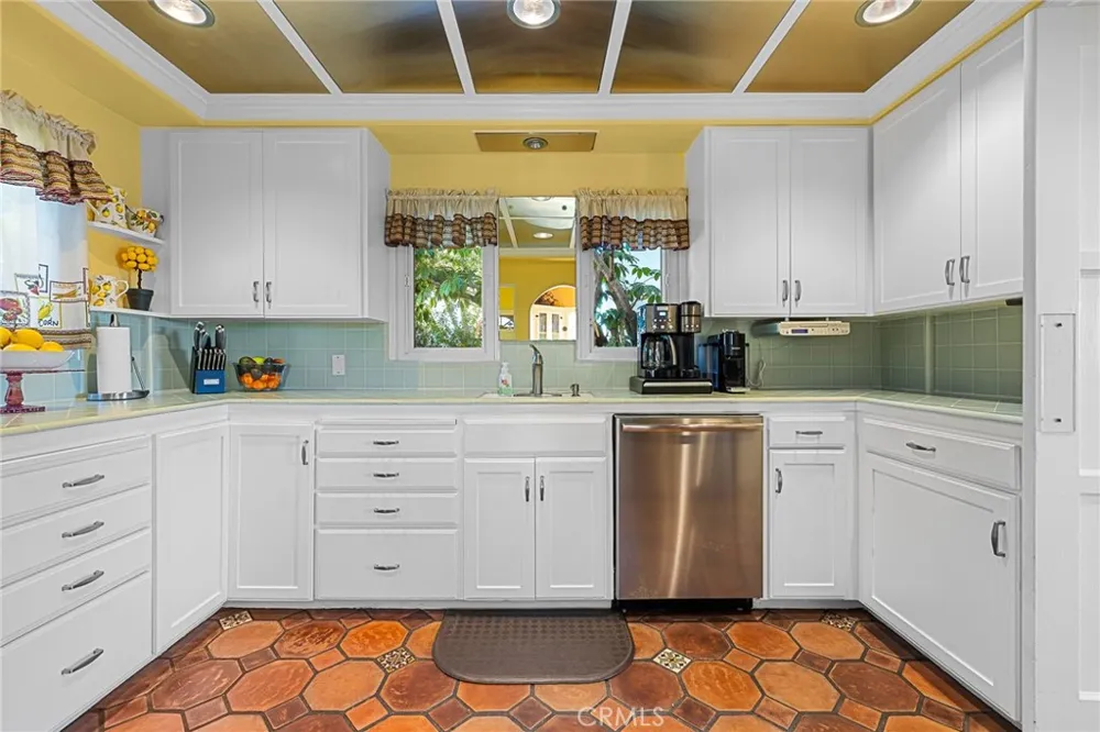 3076 Turnbull Canyon Hacienda Heights, CA 91745