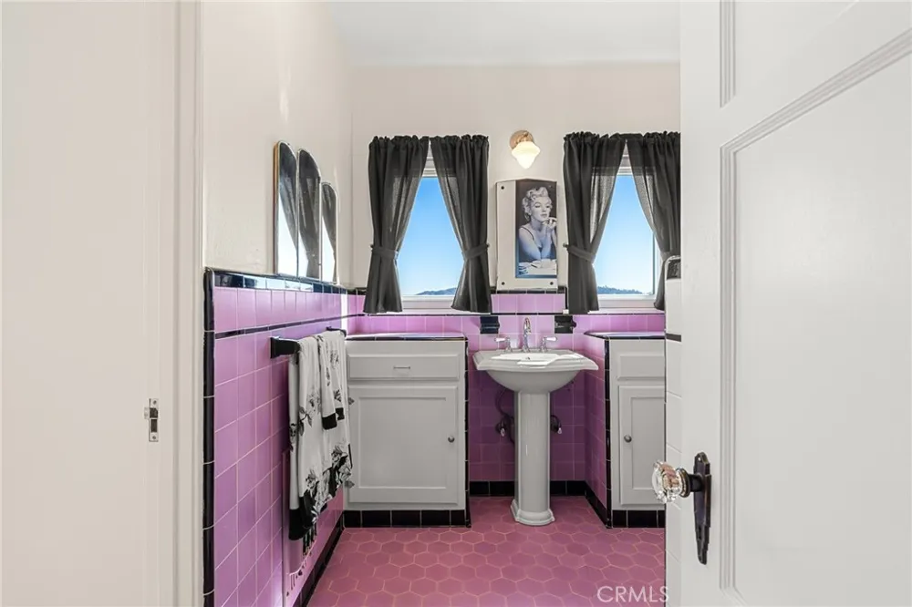 3076 Turnbull Canyon Hacienda Heights, CA 91745