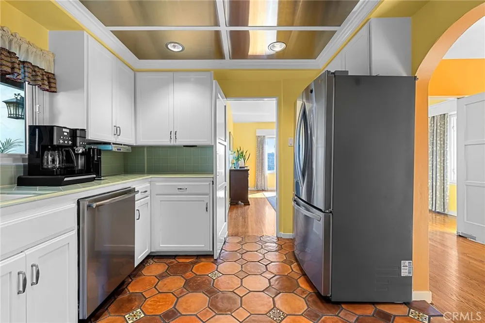 3076 Turnbull Canyon Hacienda Heights, CA 91745