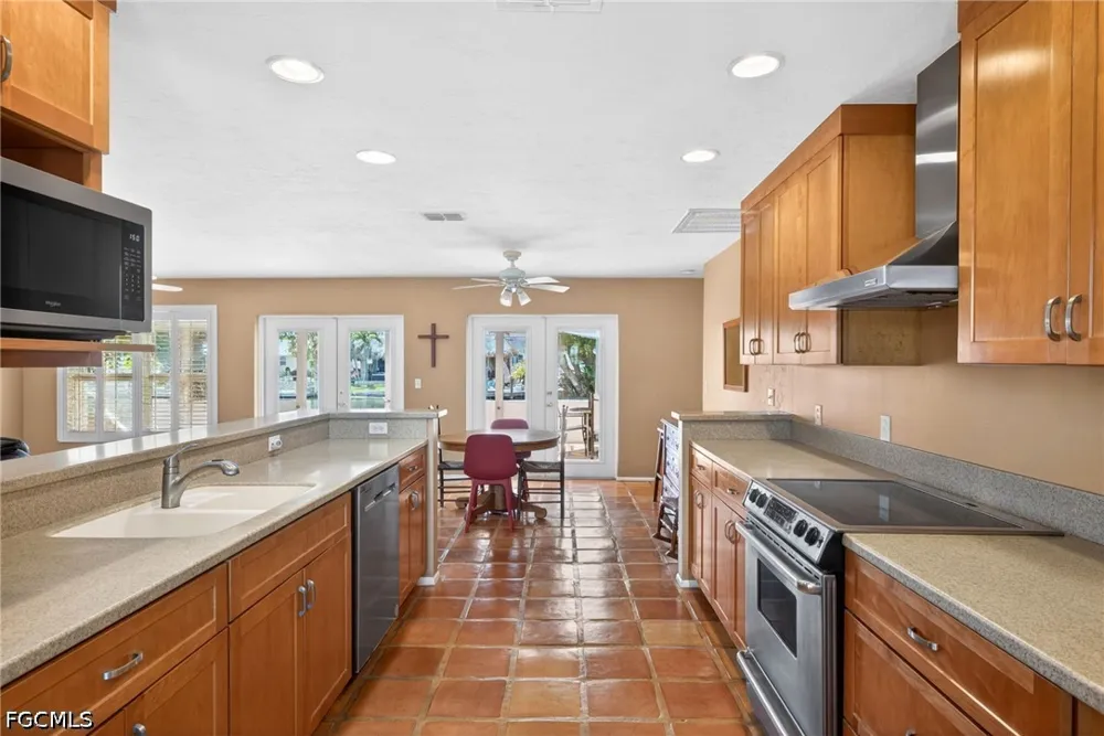 Matlacha Boulevard Matlacha Isles, FL 33991
