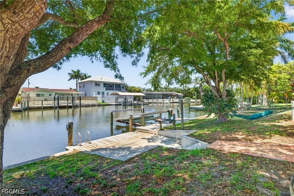 Matlacha Boulevard Matlacha Isles, FL 33991