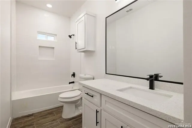 5601 Ozark Avenue McAllen, TX 78504