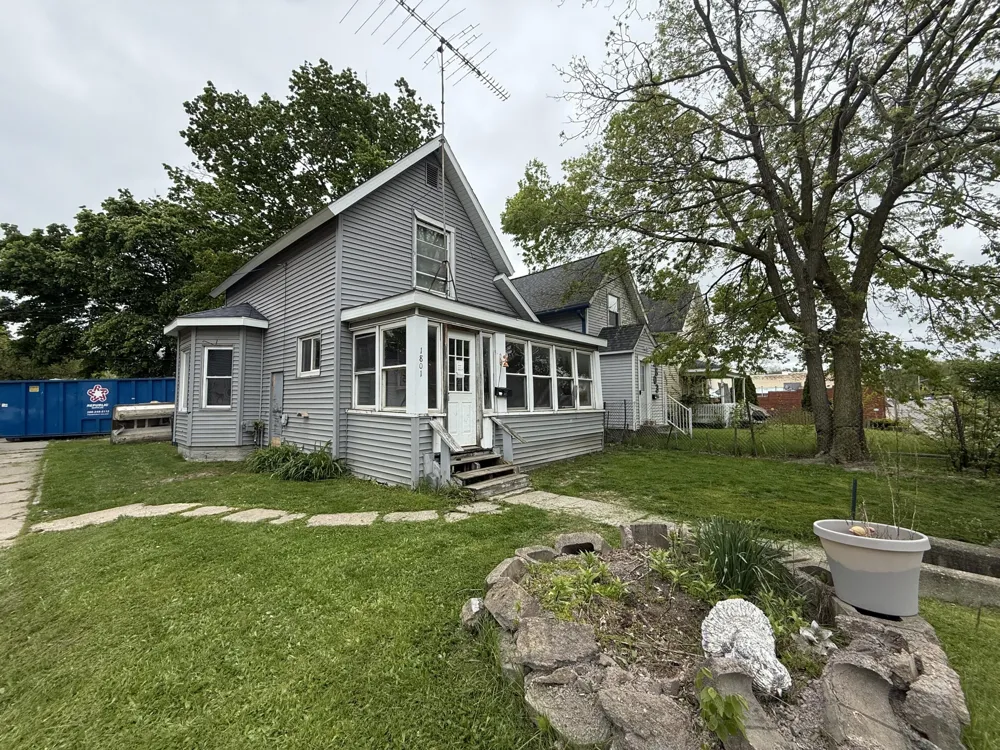 1801 S Washington Avenue Lansing, MI 48910