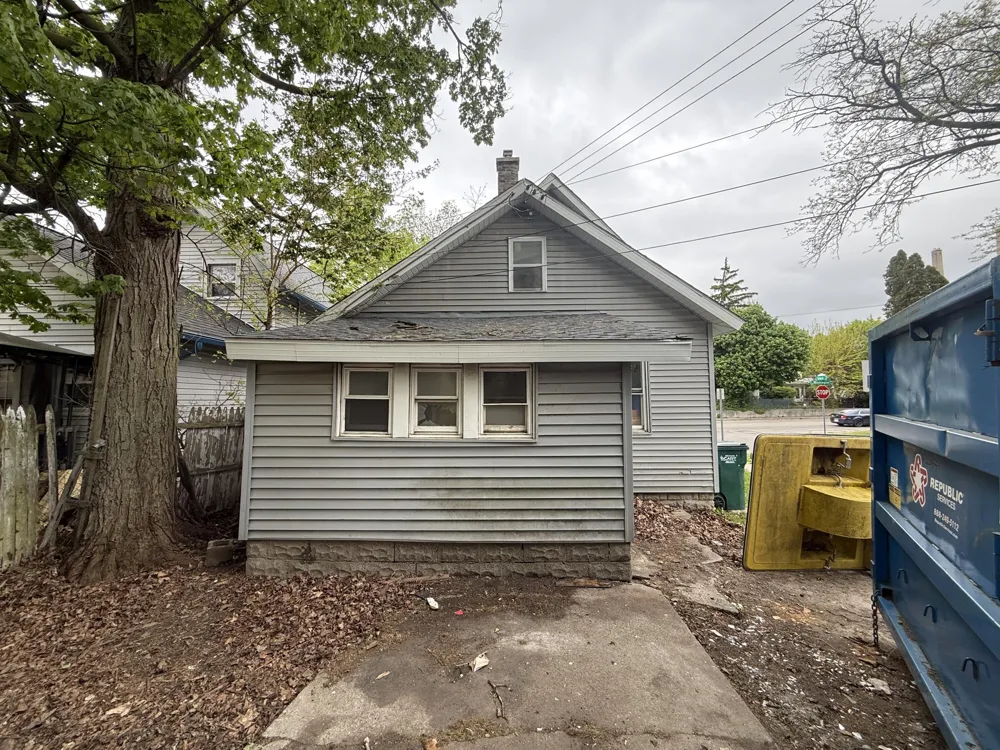 1801 S Washington Avenue Lansing, MI 48910