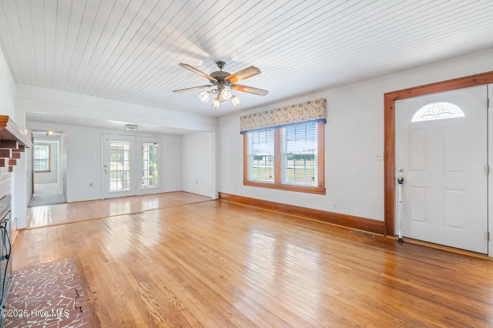 10581 E Nc 42 Highway Middlesex, NC 27557