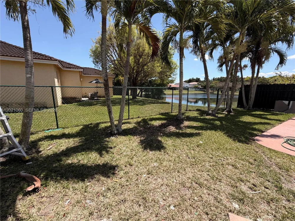 16536 SW 54th St #1 Miami, FL 33185