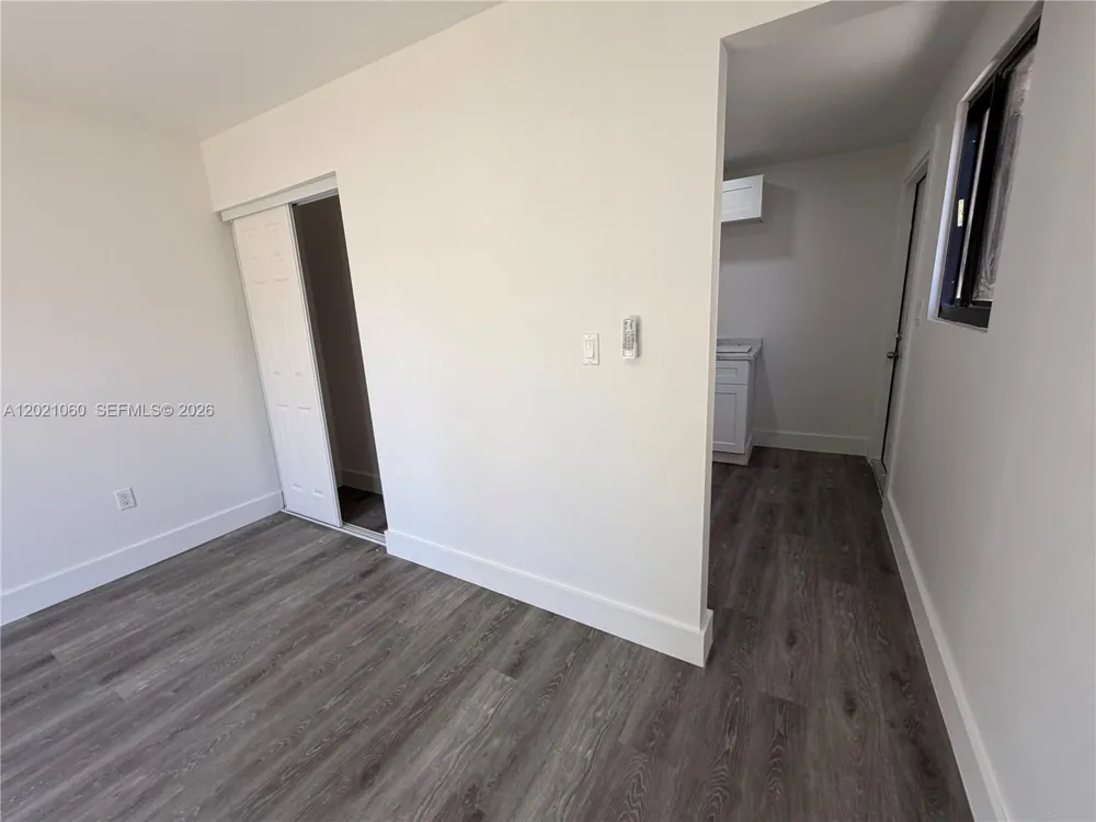 16536 SW 54th St #1 Miami, FL 33185